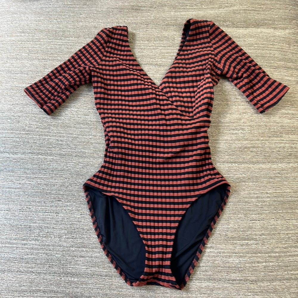 Solid and Stripe NWOT Short Sleeve Swimsuit  S
